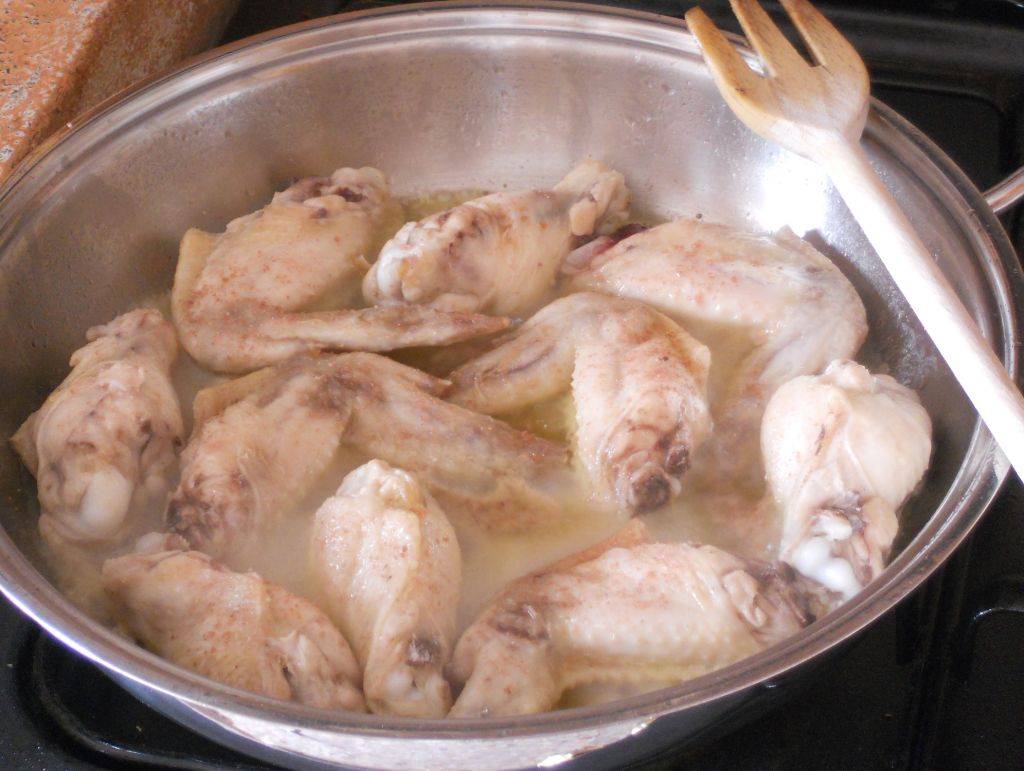 Alette di pollo sfumate al Marsala con semi di Sesamo preparazione 4