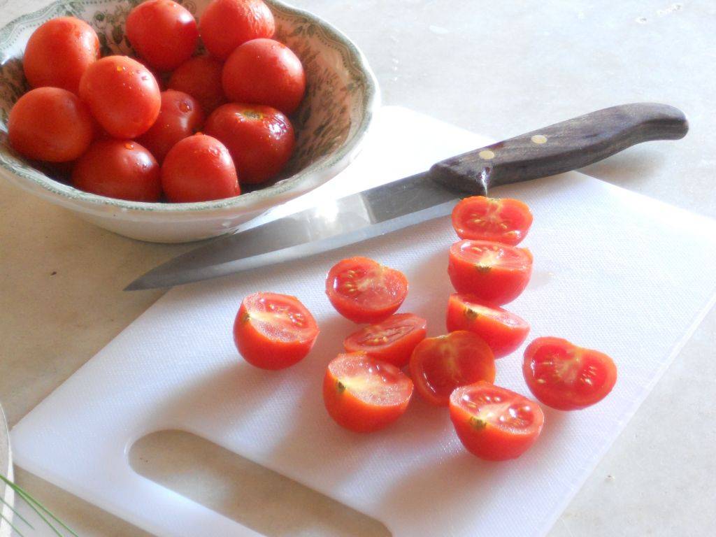 Pomodorini grigliati con salsa di Erbe aromatiche preparazione 5