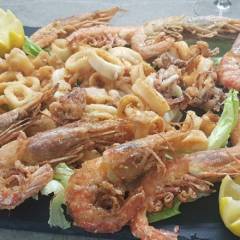 FRITTURA DI GAMBERI E CALAMARI