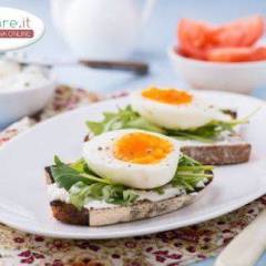 Bruschetta con Uova,Formaggio fresco e Rucola