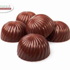 Cioccolatini ripieni di Pavesini, Nutella e Nocciole