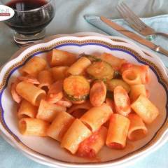 Pasta al sugo di Zucchine e Wurstel