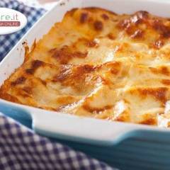 Lasagna con Burrata, Funghi e Verza