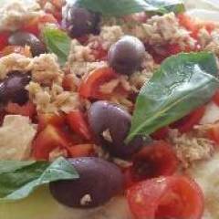 Piadizza, piadina e pizza in un'unica bontà
