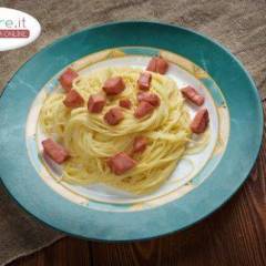 Pasta Panna e Wurstel