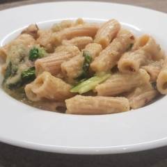 PASTA CON FOGLIE DI CAVOLFIORE