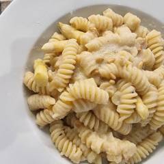 FUSILLI CON ASPARAGI BIANCHI