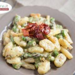 Gnocchi Con Salsa Di Asparagi
