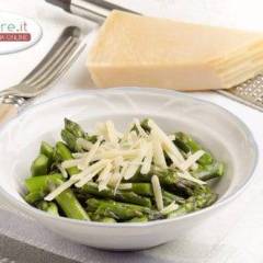 Asparagi Con Aceto Balsamico E Crutin