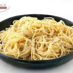Spaghetti con Mascarpone e Noce Moscata