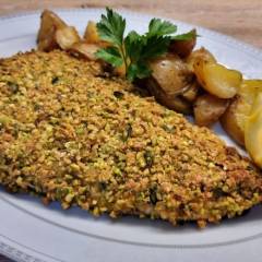 SALMONE IN CROSTA DI PISTACCHI