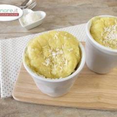 Torta in tazza Yogurt e Cocco al microonde
