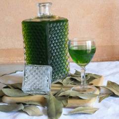 Liquore di alloro: digestivo tutto da gustare