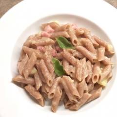 PASTA CON CREMA DI PATATE E PANCETTA