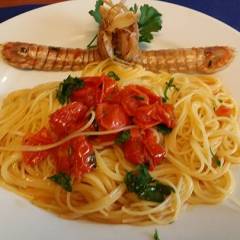 Capellini con le cicale di mare
