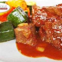 Spezzatino di Cavallo con contorno di Verdure