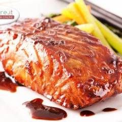 Filetto di Salmone al Vino e Salsa di Soia
