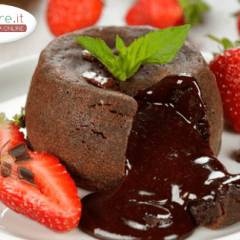 Tortino al cioccolato e fragole