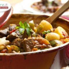 Zuppa con Carne, Ossa e Prezzemolo