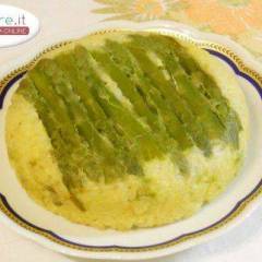 Sformato Di Riso Capovolto Con Asparagi E Salvia Ananas