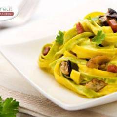 Tagliatelle pancetta e funghi