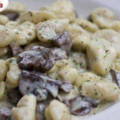 Gnocchi di patate ai funghi porcini
