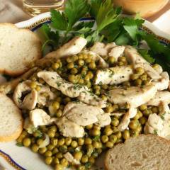 Straccetti di pollo con piselli