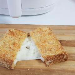 MOZZARELLA IN CARROZZA FRIGGITRICE AD ARIA