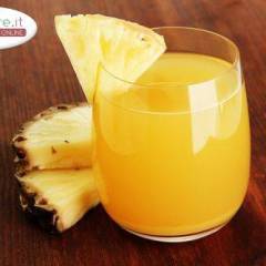 Centrifugato di Ananas, Mela e Sedano