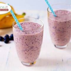 Smoothie Banana e Frutti di Bosco