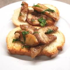 BRUSCHETTE AI PORCINI
