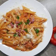 PASTA ALLA CREMA DI PEPERONI