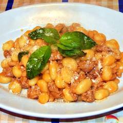 Gnocchi Salsicce e Fagioli
