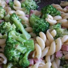 Pasta Con Cavolfiore Verde, piatto tutto da gustare
