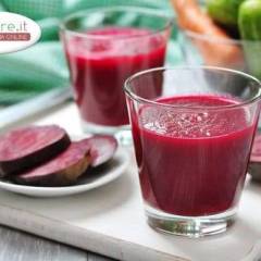 Frullato di Barbabietola, Mele e Limone