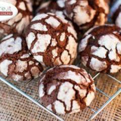 Chocolate crackle cookies