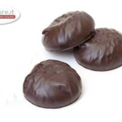 Amaretti ricoperti di Cioccolato