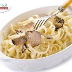 Tagliatelle al Tartufo e Crema di Mascarpone