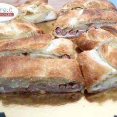 Rustico ripieno di würstel,uova sode e patate