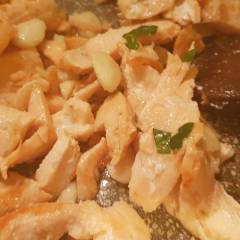 Straccetti di salmone alle mandorle