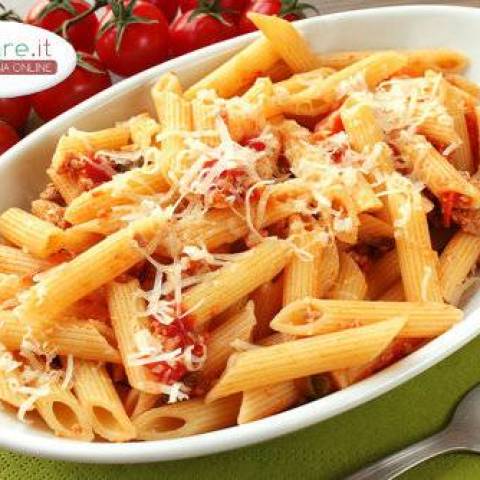 Pasta con Pomodori Secchi e Mandorle | cucinare.it