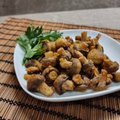 FUNGHI CHAMPIGNON IMPANATI IN FRIGGITRICE AD ARIA
