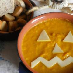 Crema di zucca per halloween