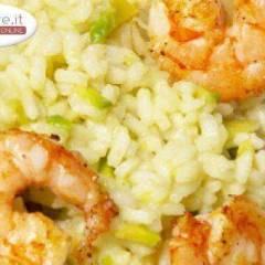 Risotto con gamberetti e avocado