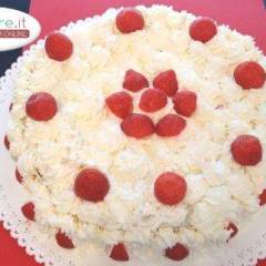 Torta Panna e Fragole, delizia low-cost