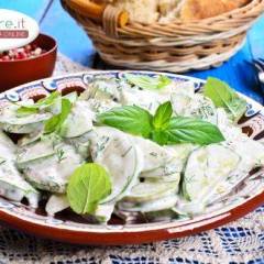 Cetrioli con Yogurt e Menta