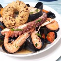 ZUPPA DI COZZE ALLA NAPOLETANA