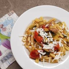 PASTA ZUCCHINE E SALSICCIA