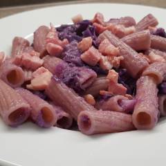 PASTA CON CAVOLO ROSSO