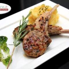 Cosce di Agnello alla Menta